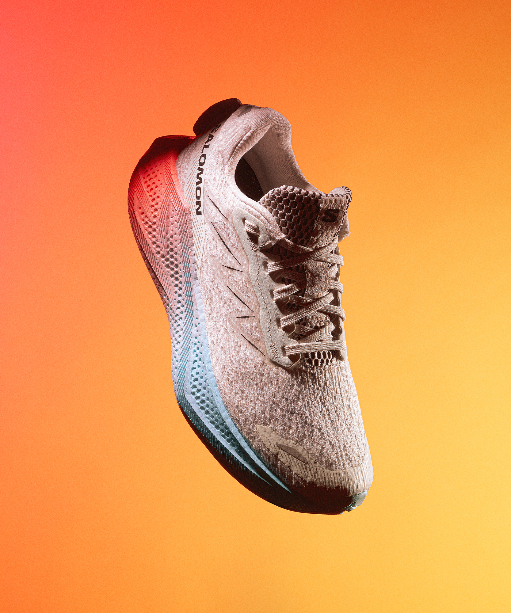 AERO GLIDE 4 GRADIENT Secondary image